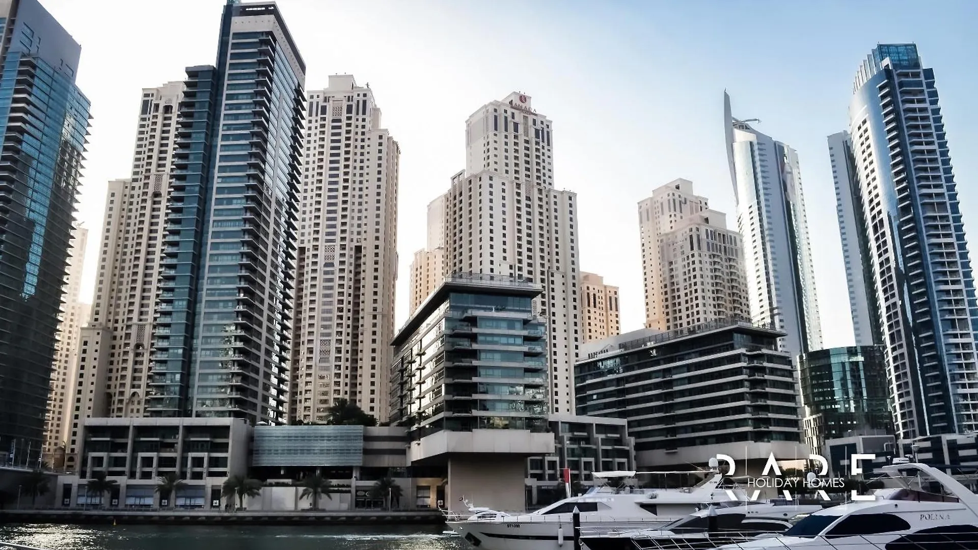 Apartment Rare Holiday Homes - Marina Quays West Tower - Near Marina Mall - R1003 - Dubai Marina