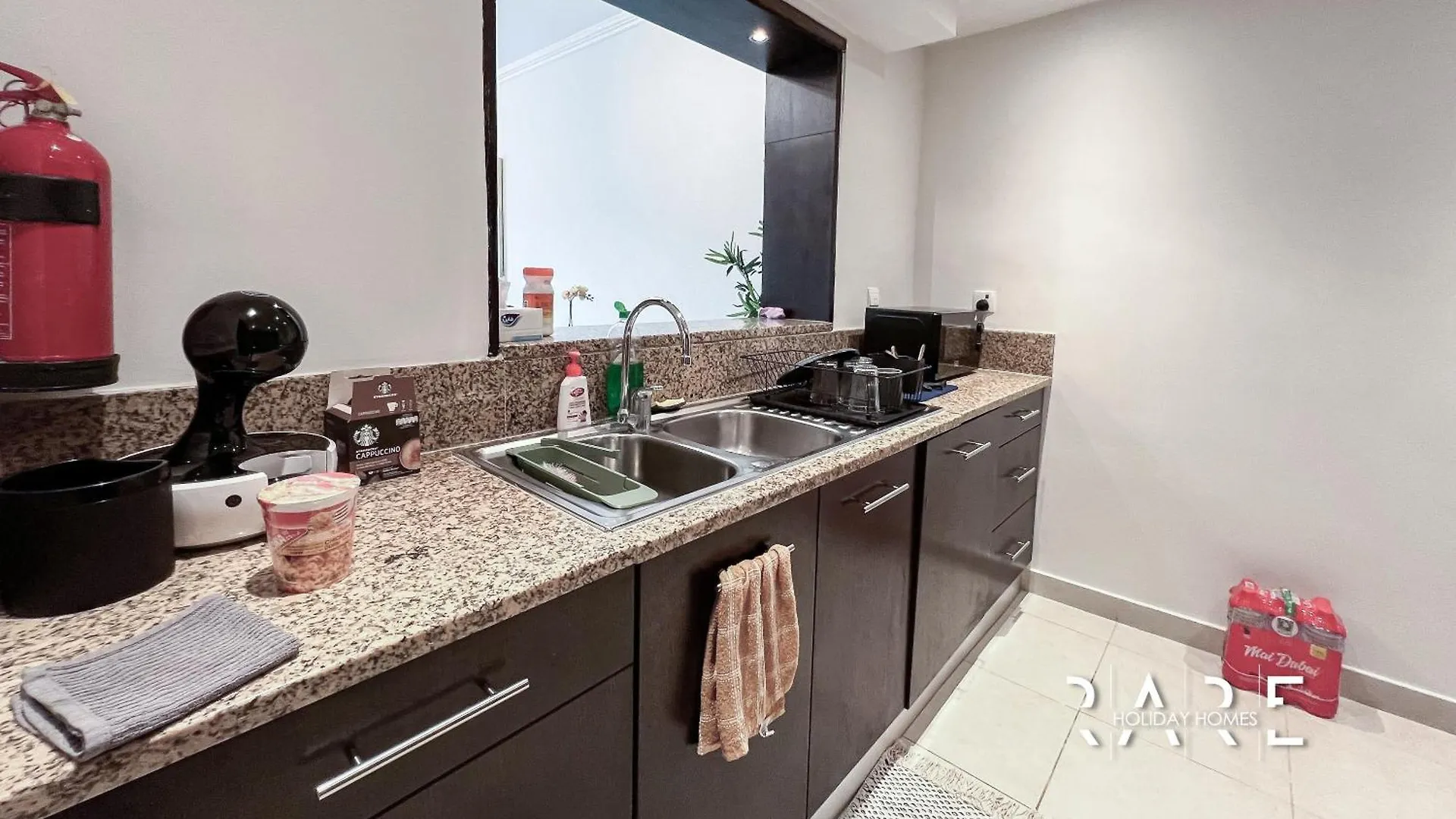 Rare Holiday Homes - Marina Quays West Tower - Near Marina Mall - R1003 - Dubai Marina Apartment