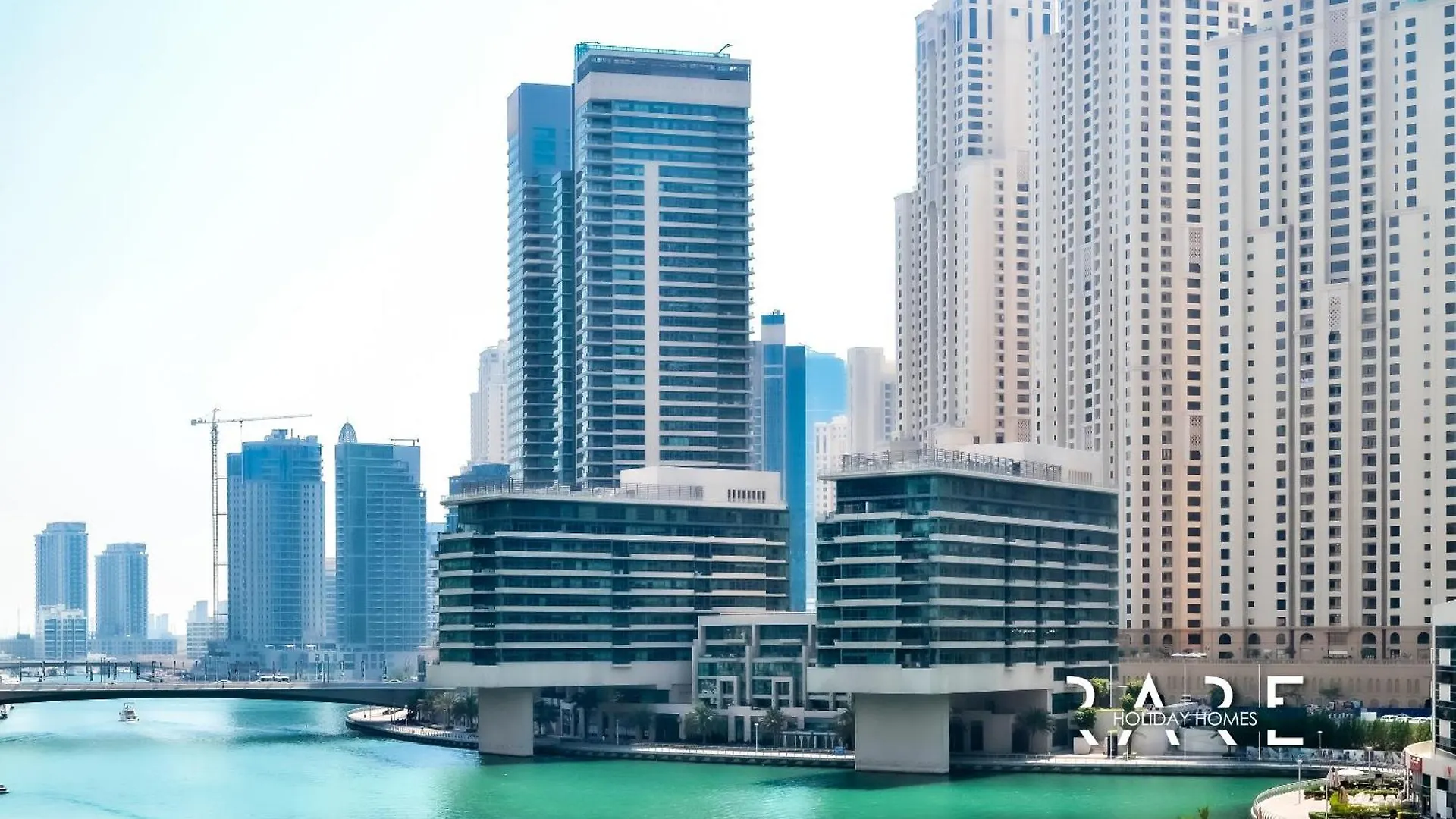 Rare Holiday Homes - Marina Quays West Tower - Near Marina Mall - R1003 - Dubai Marina Apartment
