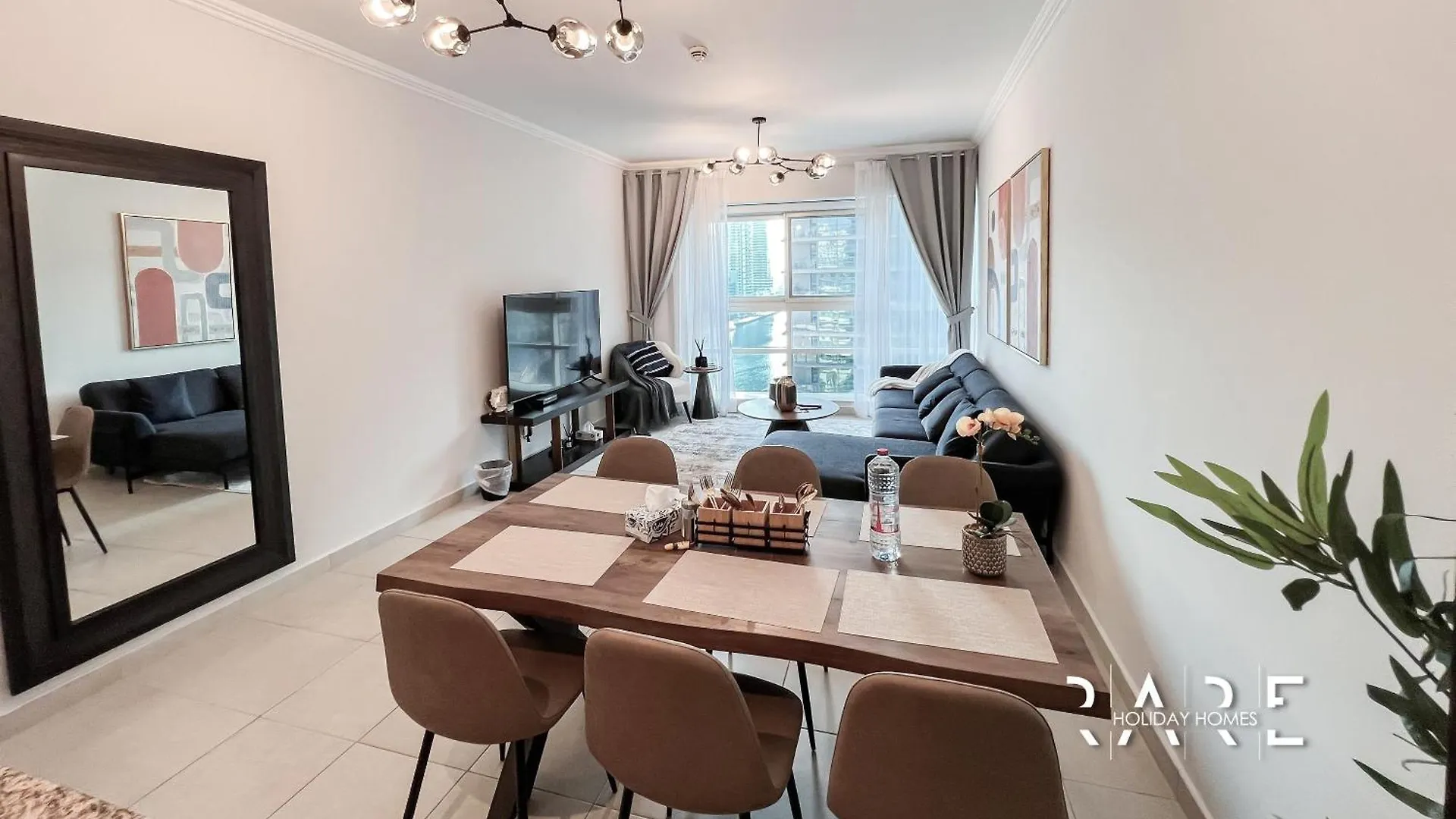 Apartment Rare Holiday Homes - Marina Quays West Tower - Near Marina Mall - R1003 - Dubai Marina