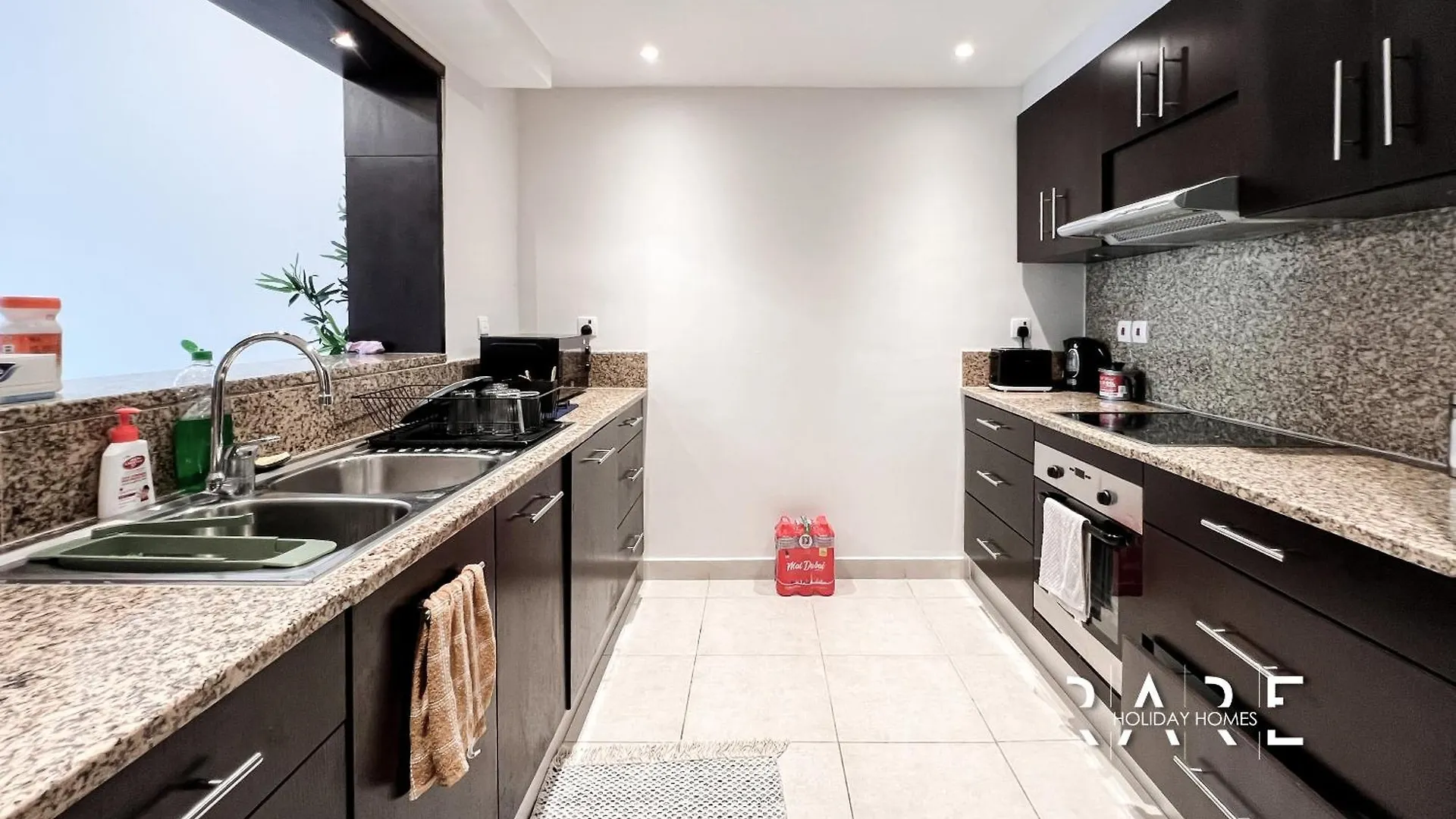 Apartment Rare Holiday Homes - Marina Quays West Tower - Near Marina Mall - R1003 - Dubai Marina United Arab Emirates