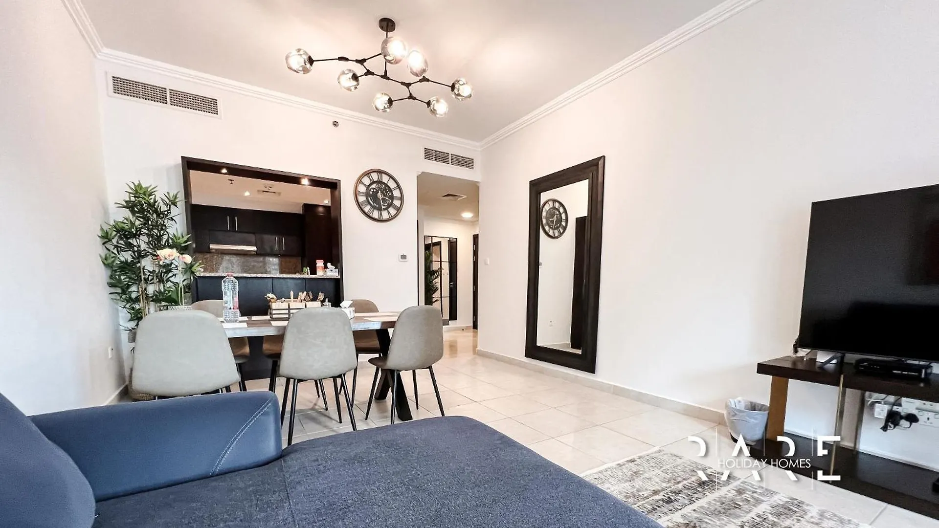 Apartment Rare Holiday Homes - Marina Quays West Tower - Near Marina Mall - R1003 - Dubai Marina United Arab Emirates